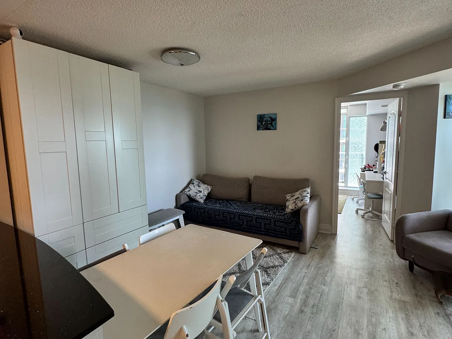 2 bed, $3,200 — Photo 4