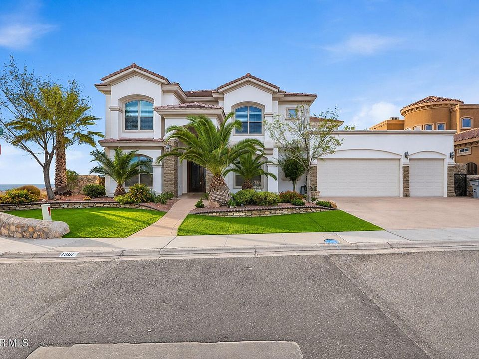 1st image of 1201 Calle Lago Dr