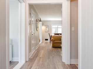 50 Main St, York, ME 03909