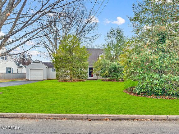 2nd image of 133 Park Road