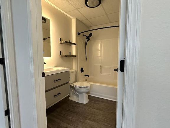 5th image of 1436 Buckingham Gate Blvd #D