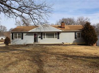 9800 E Gregory Blvd, Raytown, MO 64133
