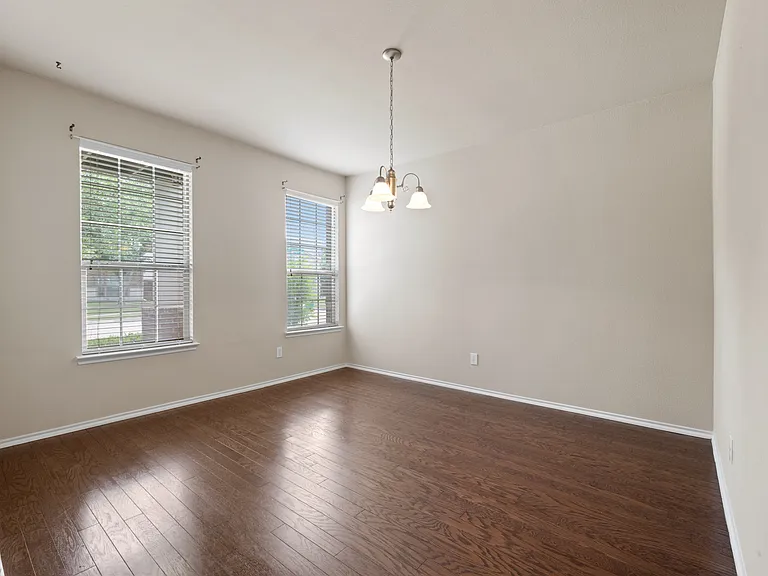 9716 Mulligan Dr — Photo 13