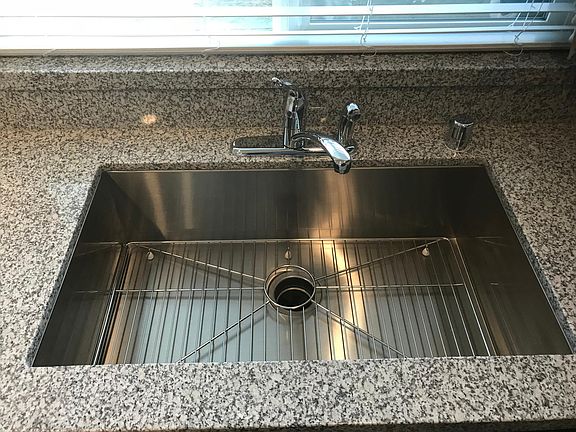 3rd image of 490 Alboran Sea Cir