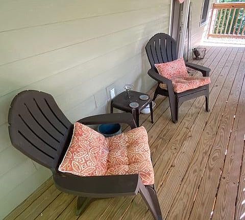 5th image of 102 Lexie Ln