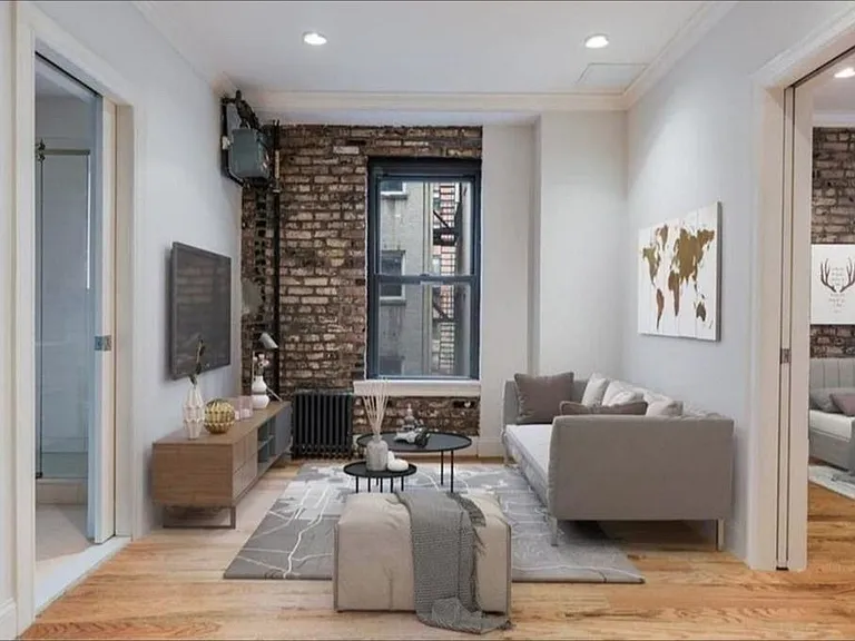 1413 York Ave #12 — Photo 1