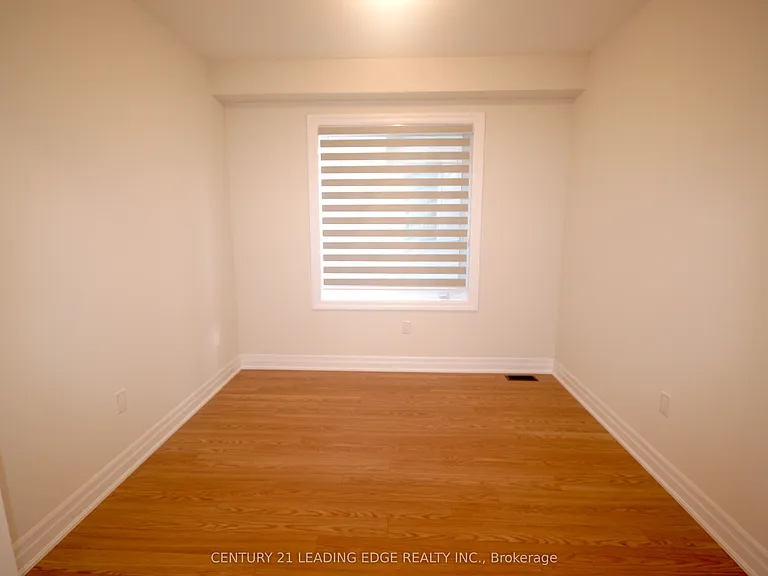 39 Ed Ewert Ave — Photo 5