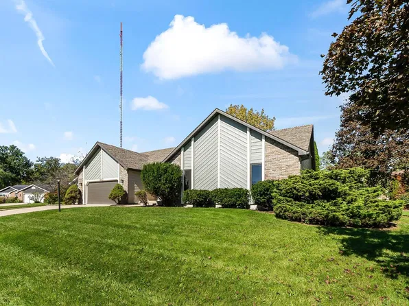 3012 Peppertree Trl, Fort Wayne, IN 46808