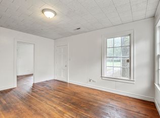 1403 Burns Blvd, Taylor, TX 76574