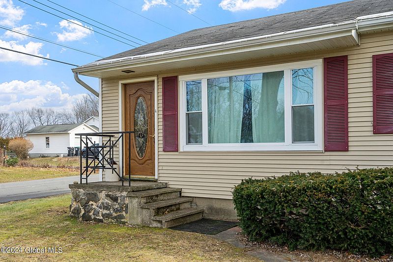 2nd image of 4 Boltwood Ave Avenue
