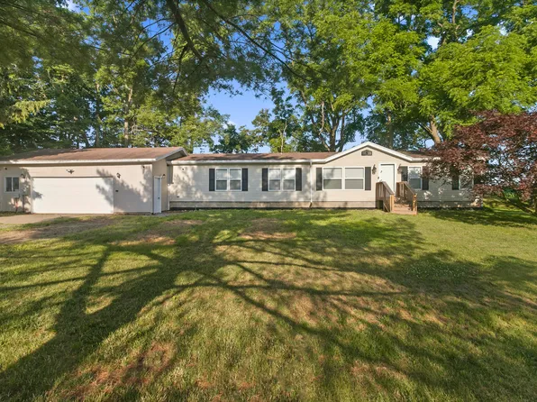 65484 Parkwood Ct, Paw Paw, MI 49079