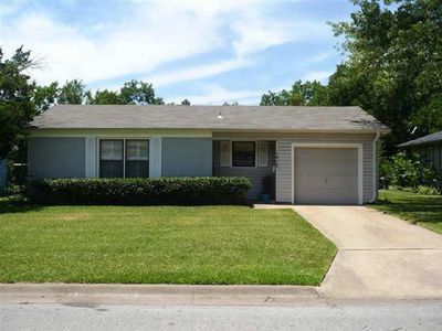 1416 N Highland Ave, Sherman, TX, 75092