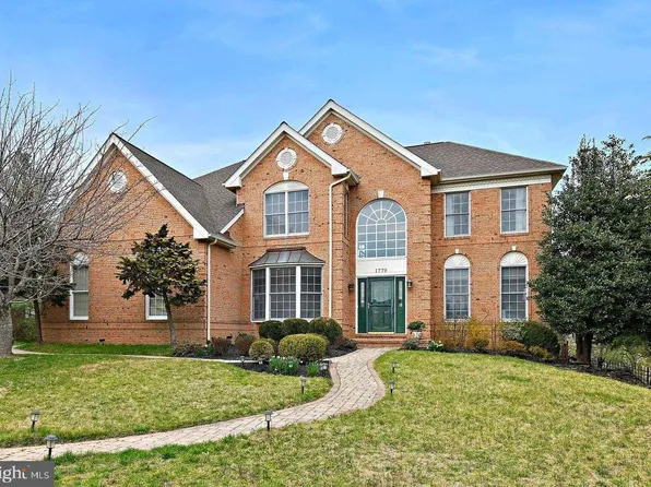 1779 Clovermeadow Dr, Vienna, VA 22182