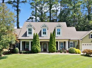 811 Commons Ct, Woodstock, GA 30189