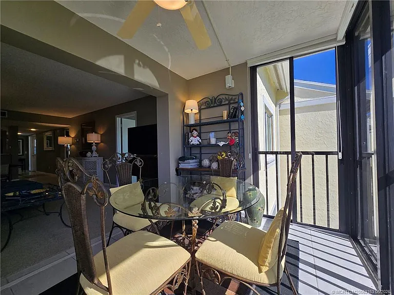 5564 NE Gulfstream Way — Photo 22
