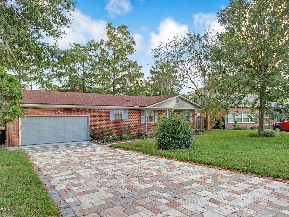 1st image of 2432 Cedar Shores Cir