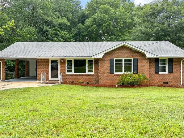 6577 Fielder Rd, Rex, GA 30273