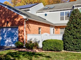 178 Treetops Dr UNIT 1, Lancaster, PA