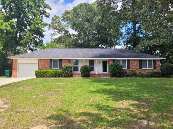 4 Cedarwood Cir, Sumter, SC 29154