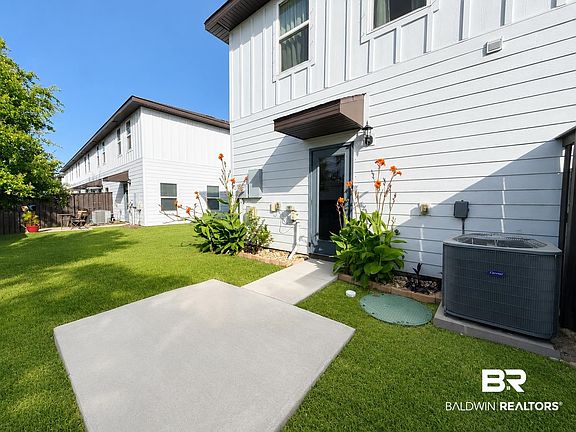 3rd image of 26942 Spyglass Dr