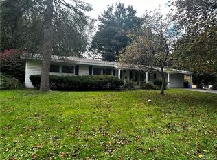 212 Blackberry Rd, Liverpool, NY 13090