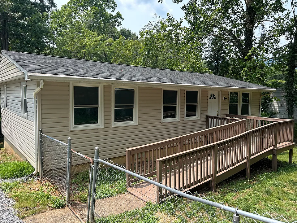 7275 Corville Farm Rd