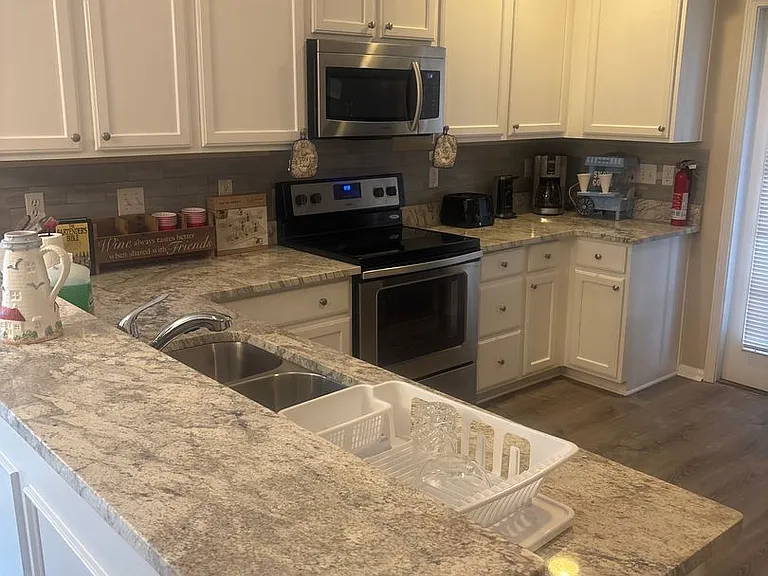 2155 Blakers Blvd — Photo 11