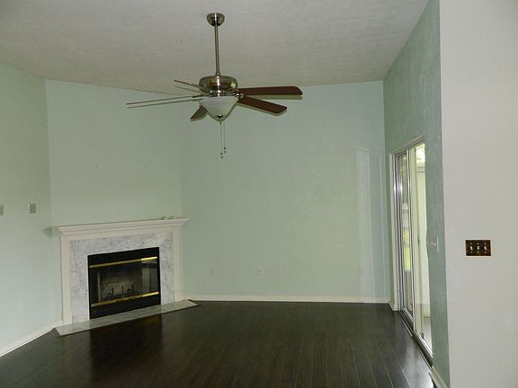 3rd image of 3526 NW 67th Ave