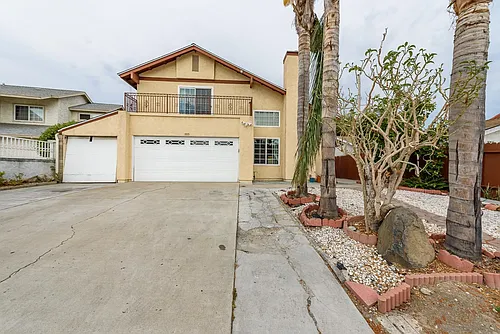 1045 Fuchsia Ln Photo 1