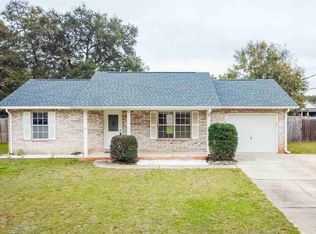5256 Richardson St, Milton, FL 32570