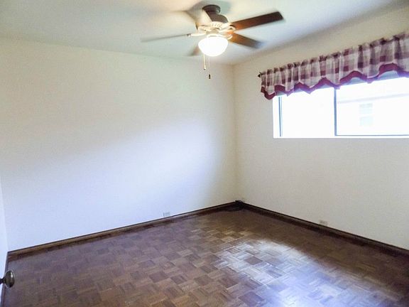 4th image of 1021 Nottingham Dr