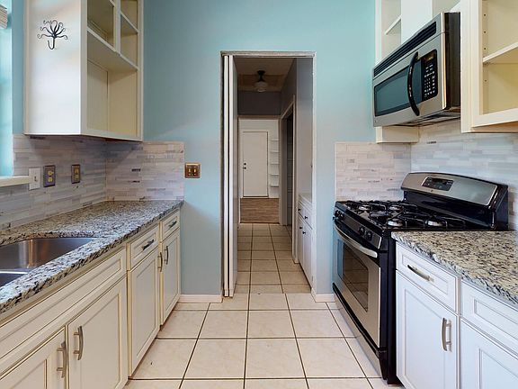 4th image of 1039 Blvd De La Parisienne
