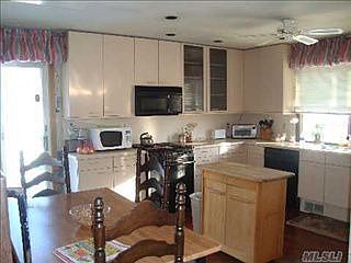 1st image of 1 Somers Ln