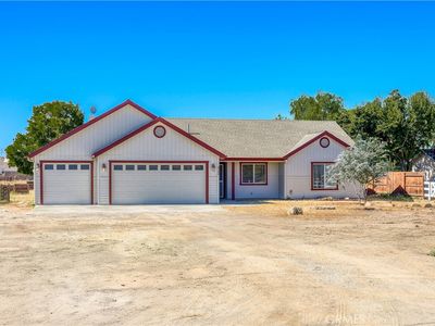 6150 Champagne Ln, Adelaide, CA, 93446