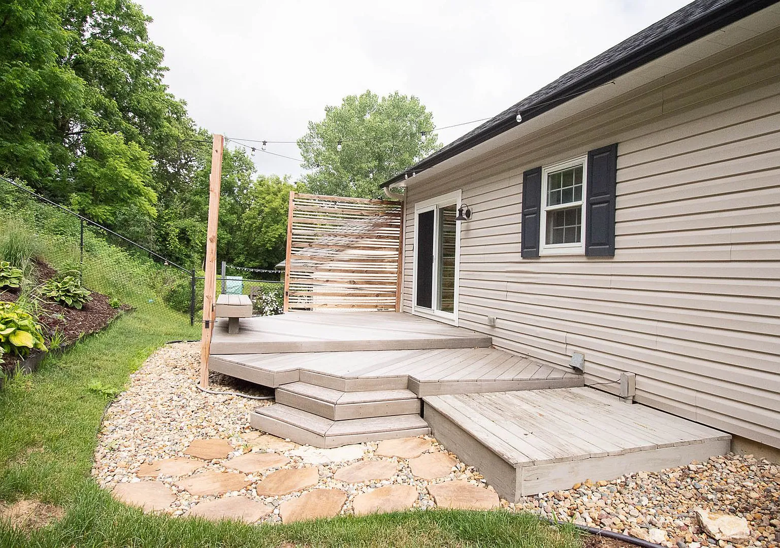 Beautifully Updated SW 4BR with Private Backyard — Photo 2