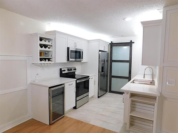 2nd image of 8356 SE Croft Cir APT O-1