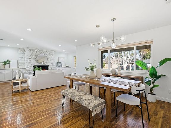 3rd image of 3170 Acorn Way