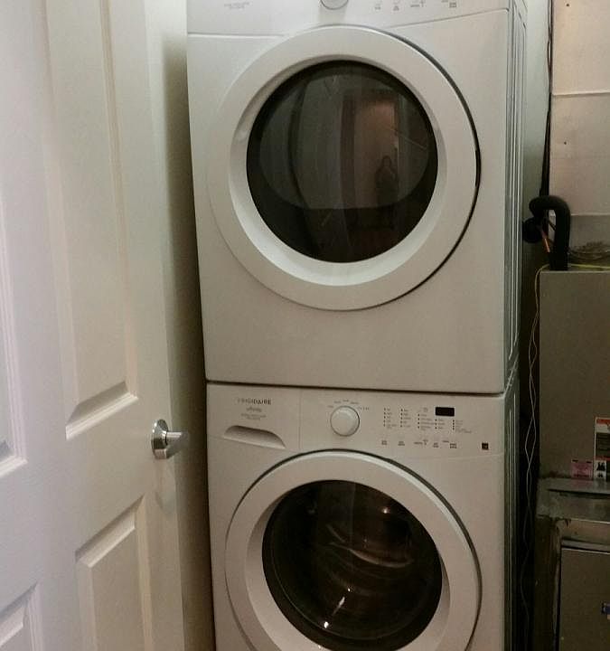 2nd image of 260 Chambers St Unit 401