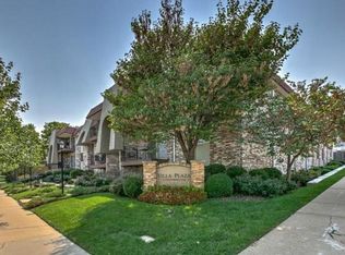 5010 Baltimore Ave APT 304, Kansas City, MO 64112
