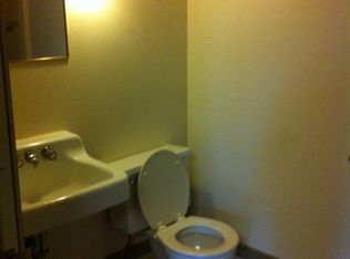 24 State St APT 1, Windsor, VT 05089