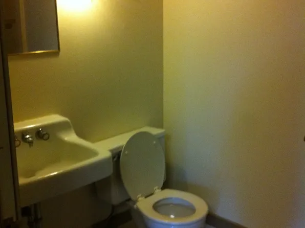24 State Street, 24 State St APT 1, Windsor, VT 05089