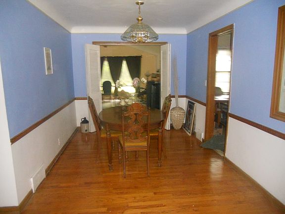 Dininbg Room
