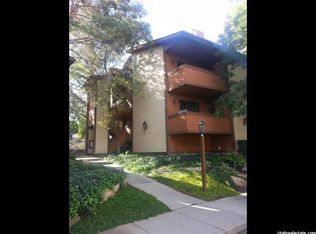 6916 Cntrywds Cir, Cottonwood heights, UT 84047