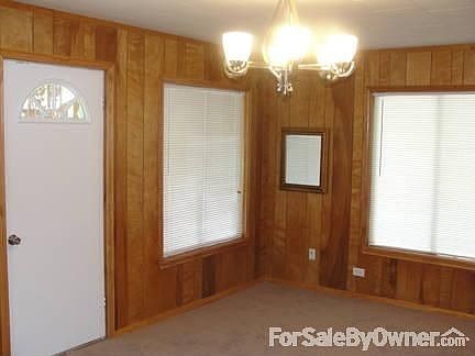 5th image of 313 W Primrose Ave