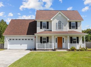203 Reid Ct S, Jacksonville, NC 28540