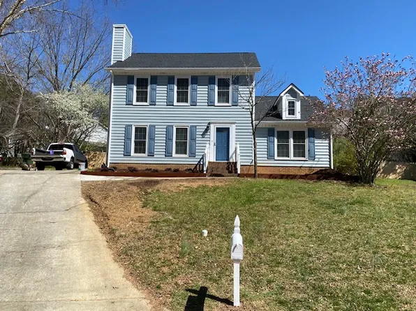 119 Gold Meadow Dr, Cary, NC 27513