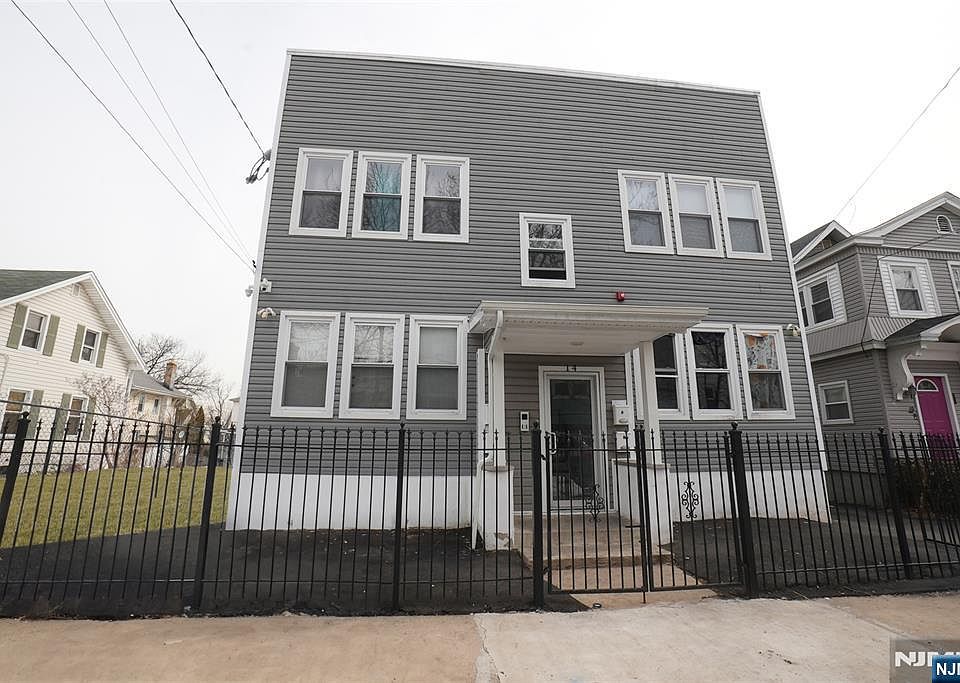 1st image of 1416 Hazel Pl