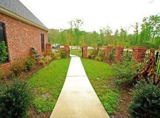 670 Widermere Xing W, Madisonville, LA 70447