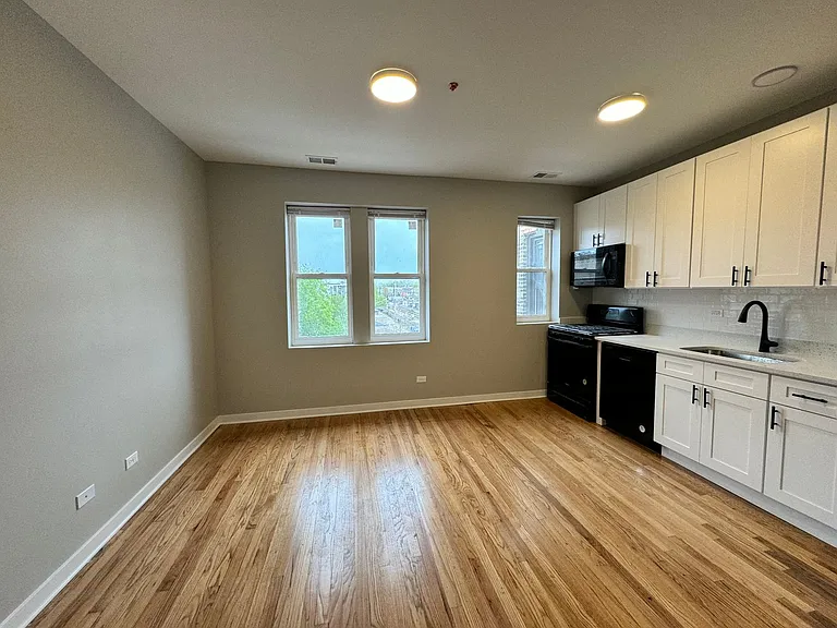 Leland Albany Commons — Photo 71