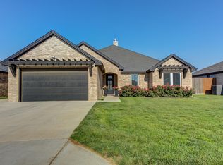 511 Avenue U, Shallowater, TX 79363